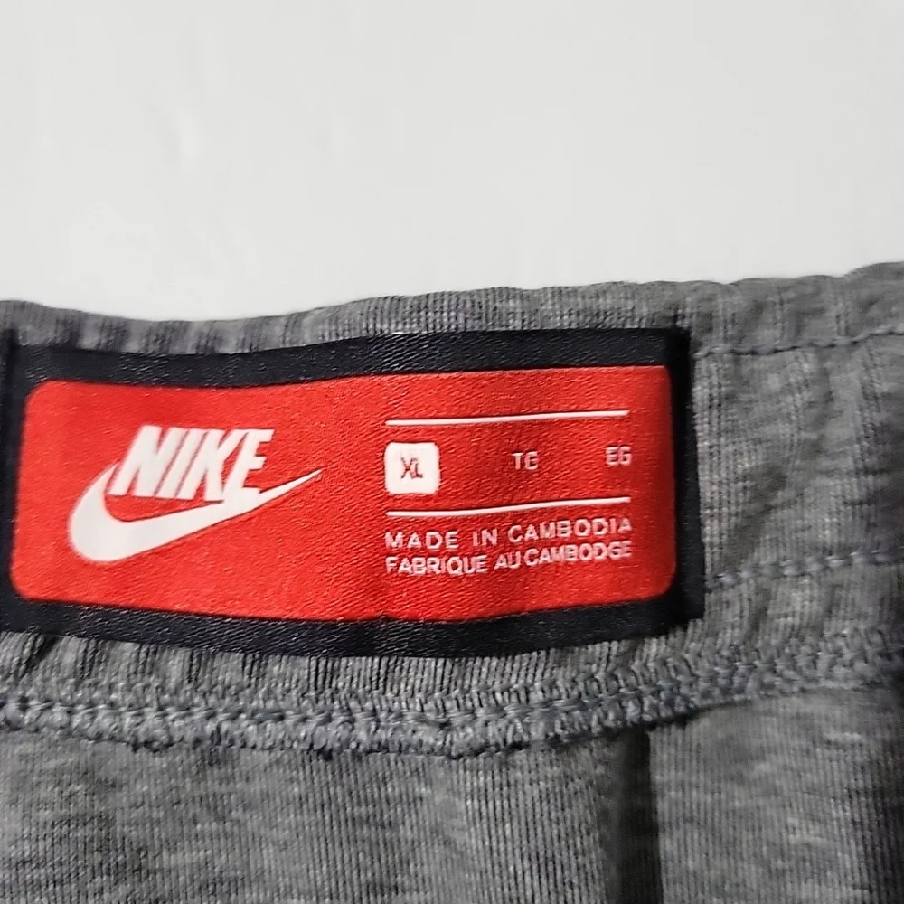 Nike Tech Pack Fleece Men's Shorts Grey Size XLarge - Picture 4 of 14
